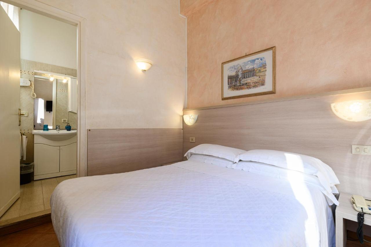 Hotel Julia Roma Ngoại thất bức ảnh