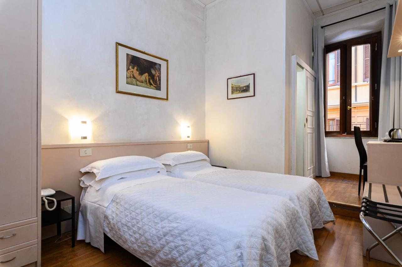 Hotel Julia Roma Ngoại thất bức ảnh