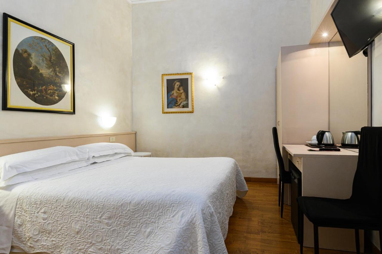 Hotel Julia Roma Ngoại thất bức ảnh
