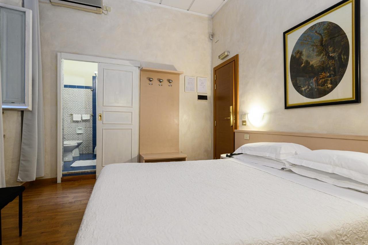 Hotel Julia Roma Ngoại thất bức ảnh