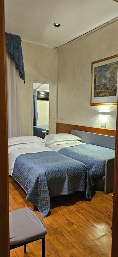 Hotel Julia Roma Ngoại thất bức ảnh
