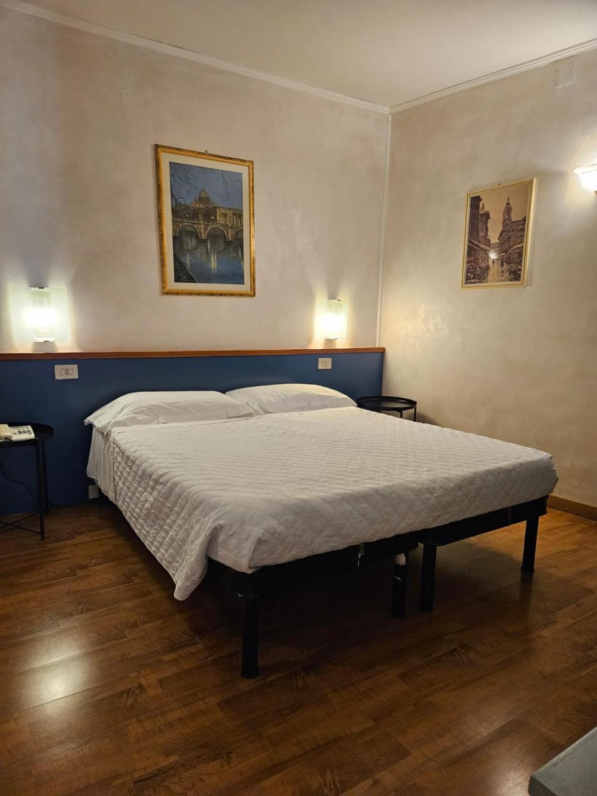 Hotel Julia Roma Ngoại thất bức ảnh