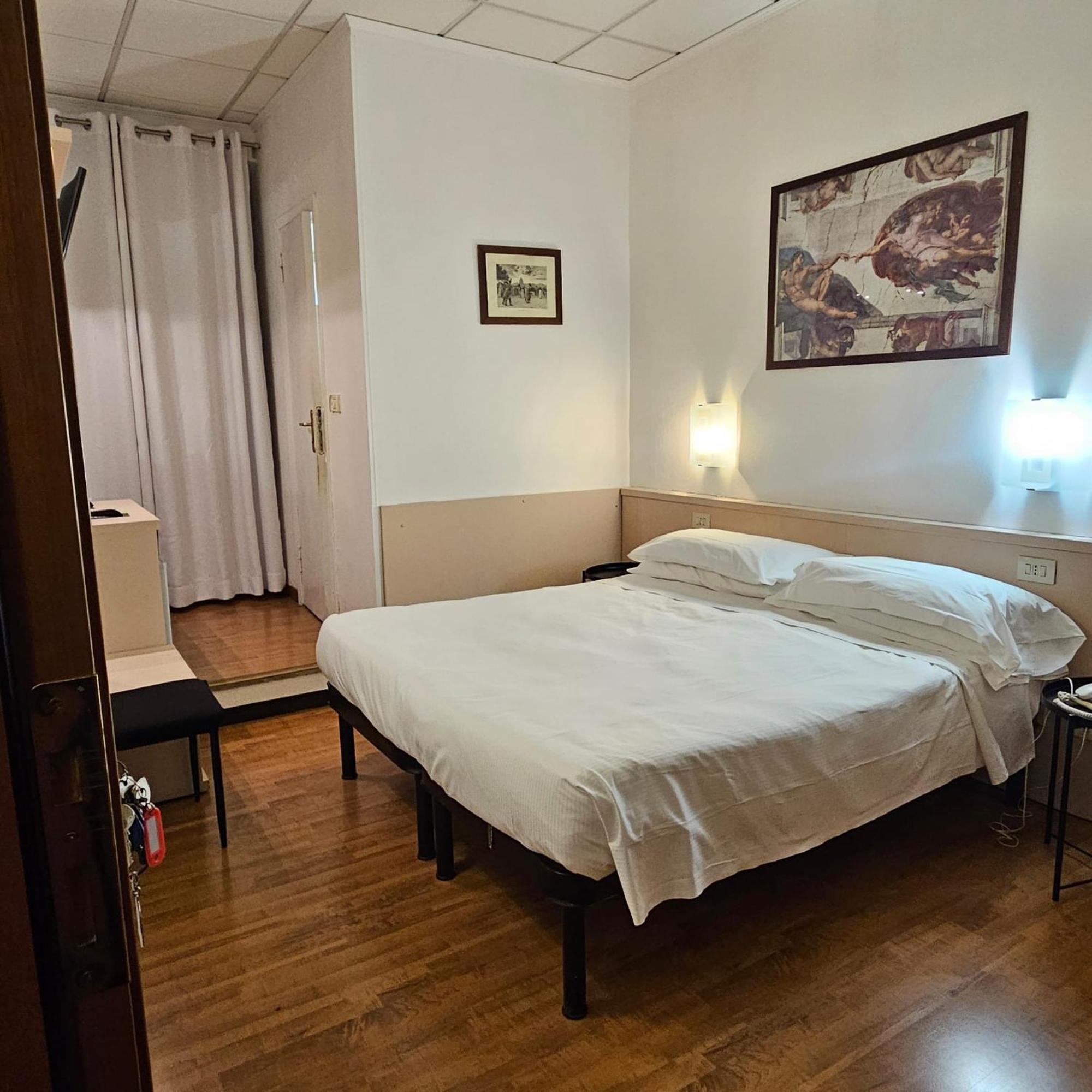 Hotel Julia Roma Ngoại thất bức ảnh