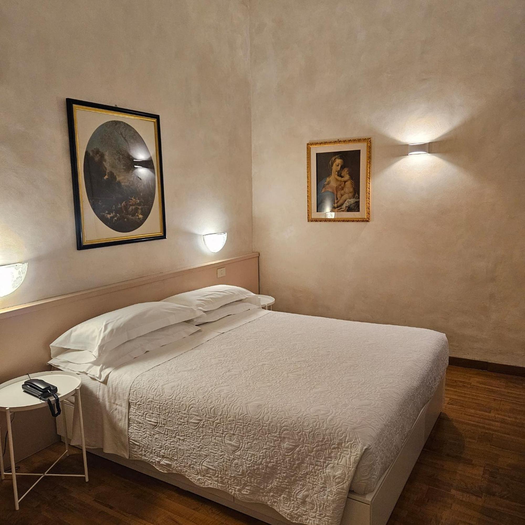 Hotel Julia Roma Ngoại thất bức ảnh
