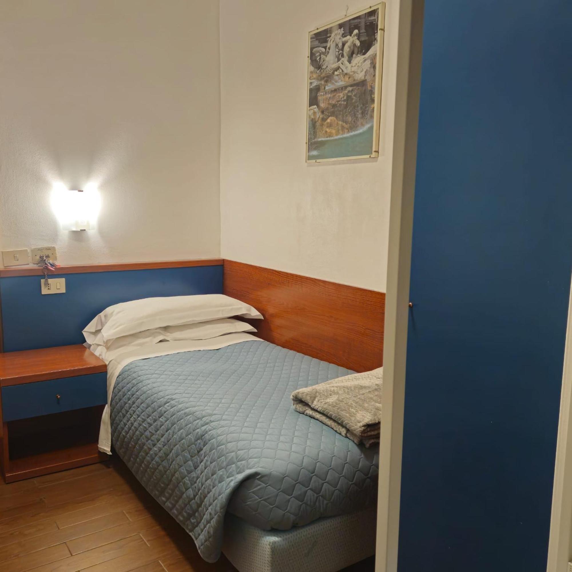 Hotel Julia Roma Ngoại thất bức ảnh