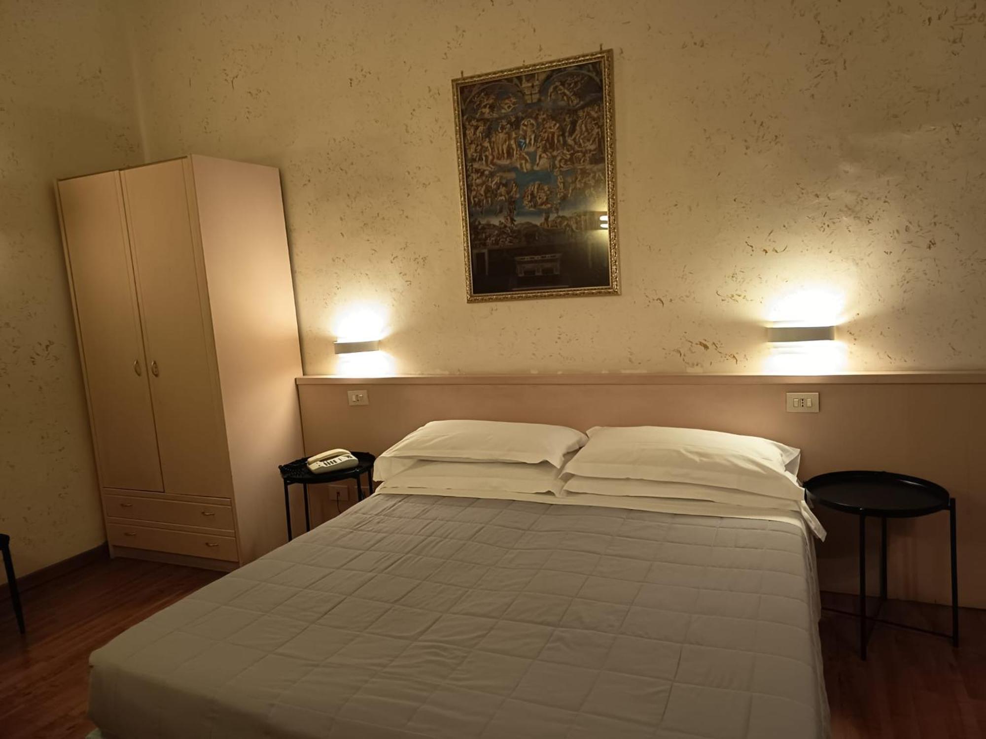 Hotel Julia Roma Ngoại thất bức ảnh